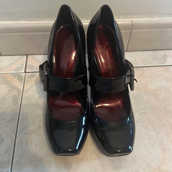 Jessica Simpson Patent Leather Heels- Mary Jane Style - Picture 3 of 6